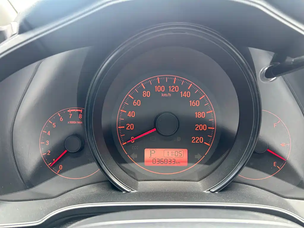 Honda Fit — фото 10