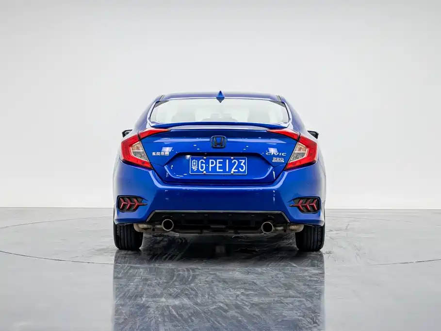 Honda Civic — фото 28