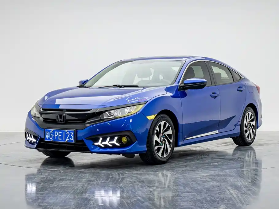 Honda Civic — фото 33