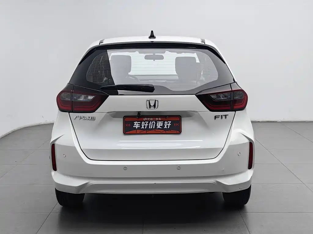 Honda Fit — фото 4