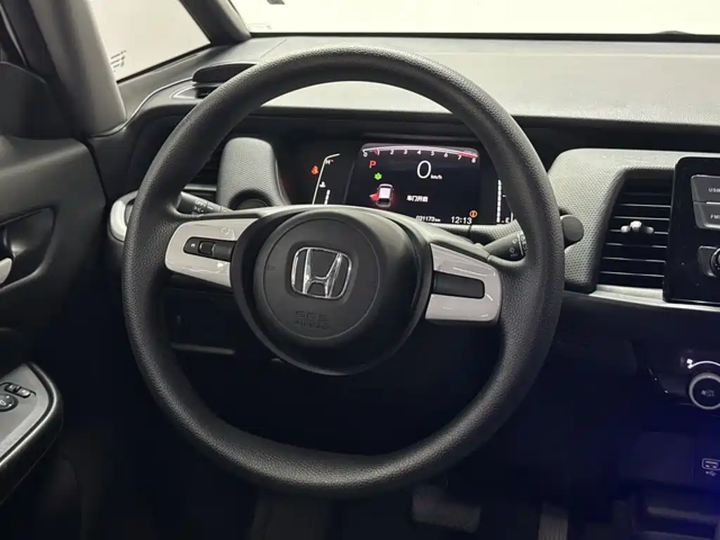 Honda Fit — фото 17