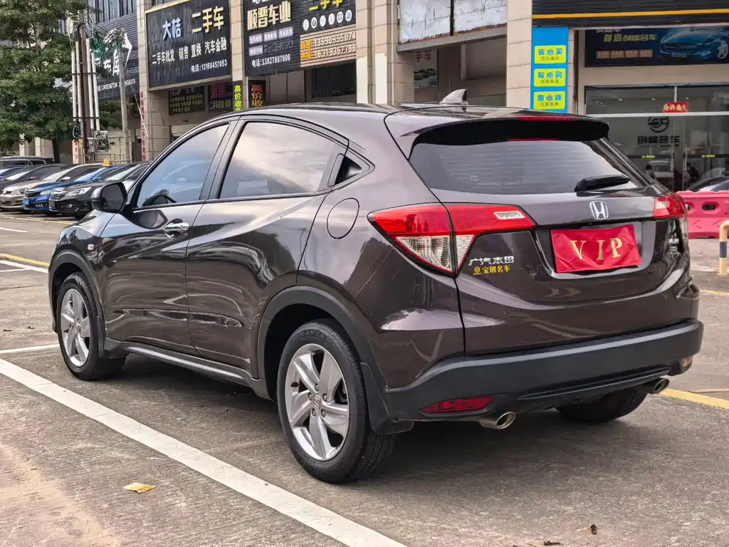 Honda Vezel — фото 9