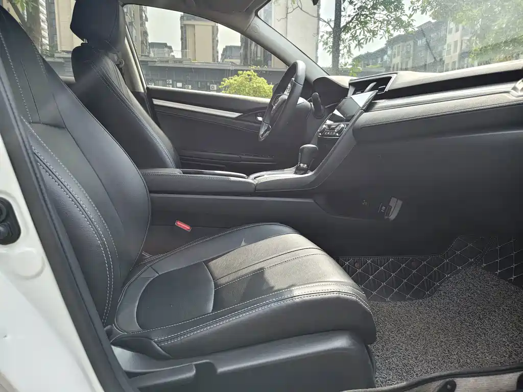 Honda Civic — фото 6