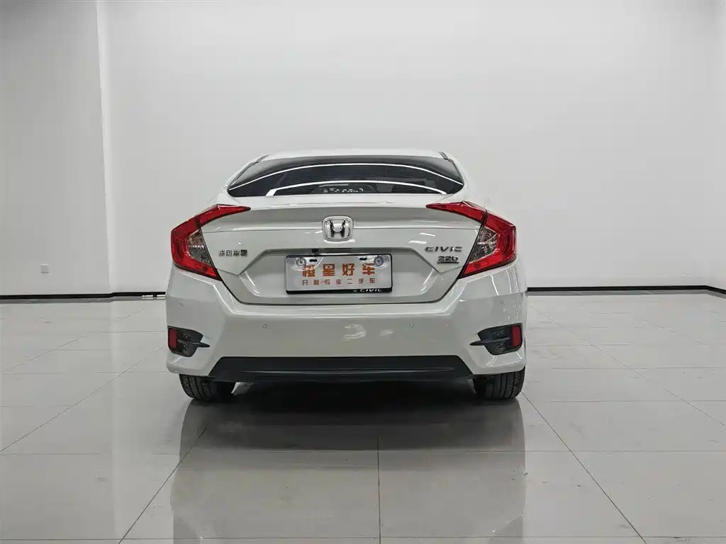 Honda Civic — фото 4
