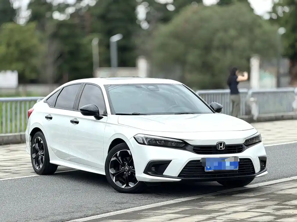 Honda Civic — фото 3