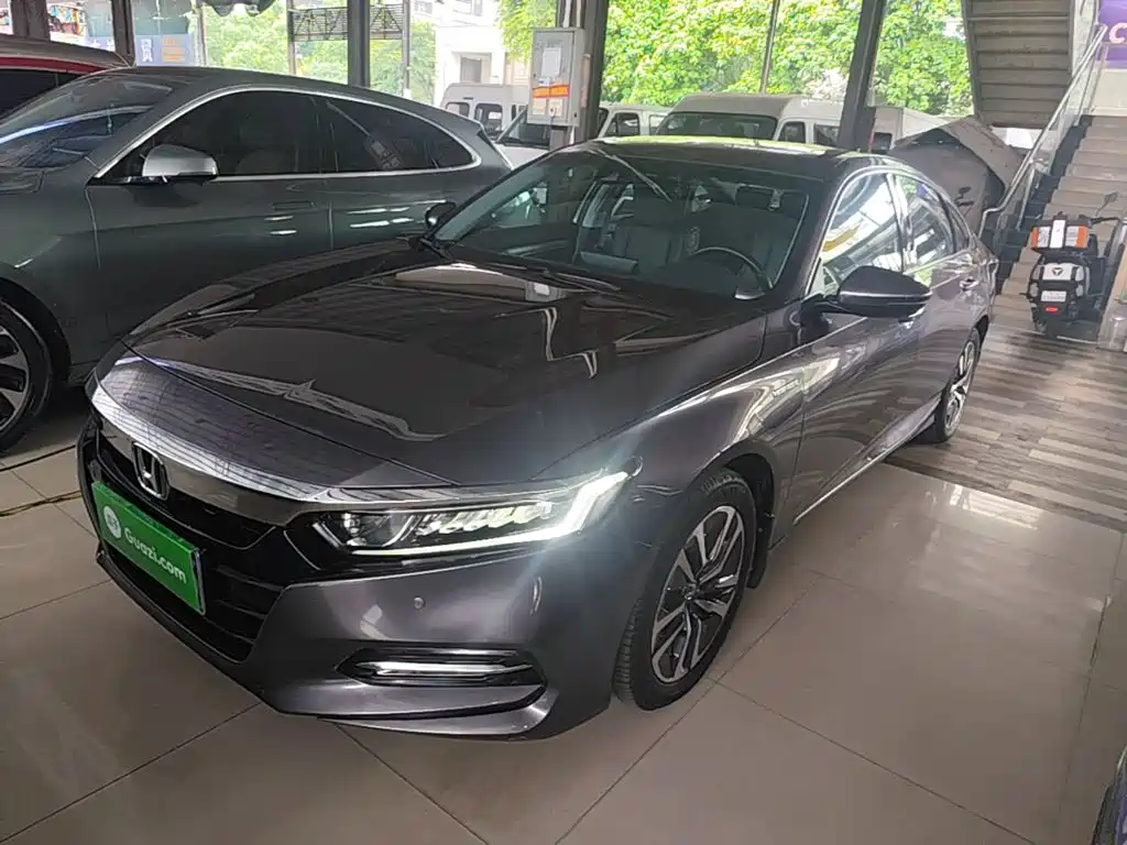 Honda Accord — фото 2