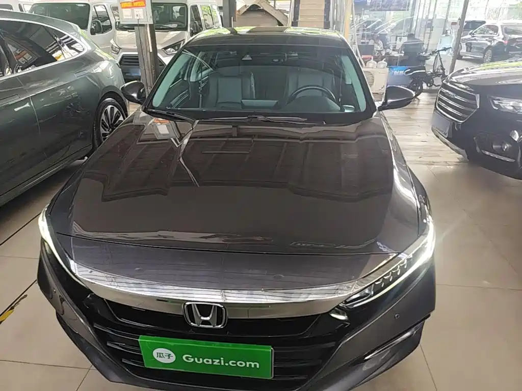 Honda Accord — фото 3