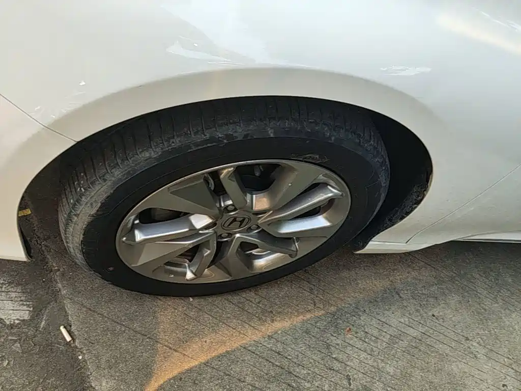 Honda Accord — фото 23