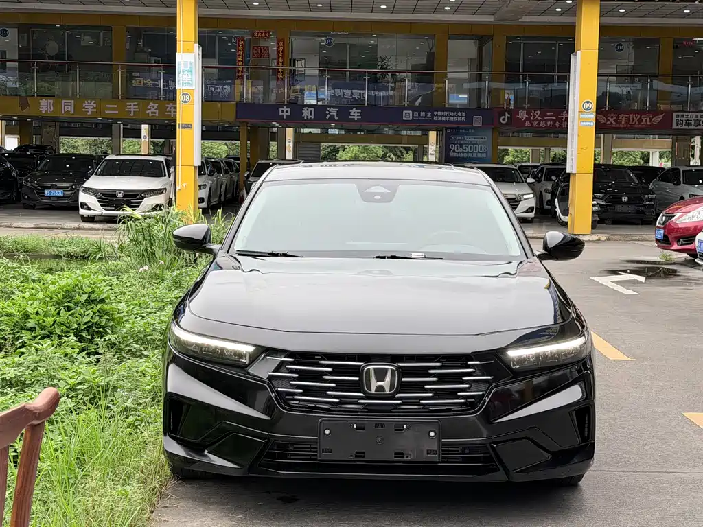 Honda Accord — фото 2