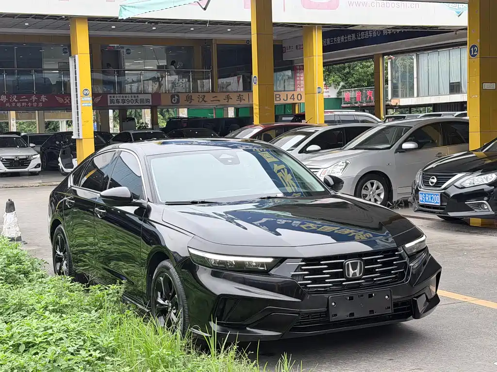Honda Accord — фото 3