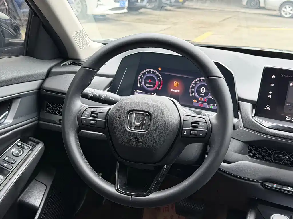 Honda Accord — фото 5