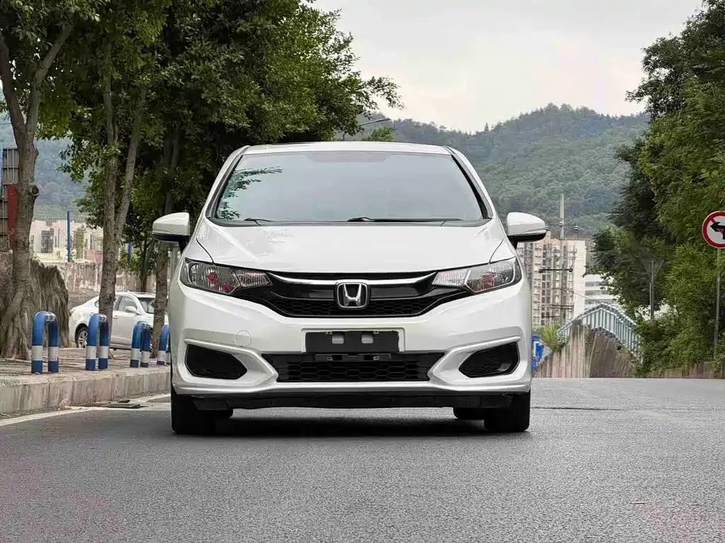 Honda Fit — фото 2