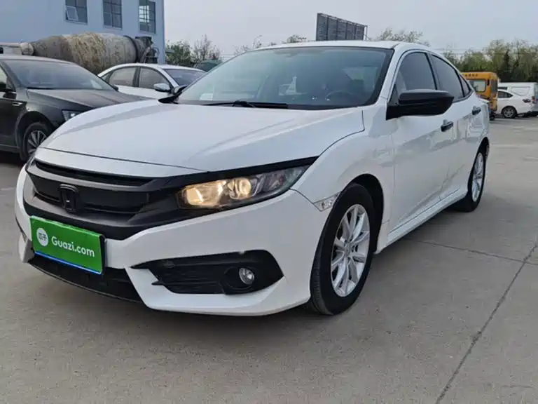 Honda Civic — фото 2