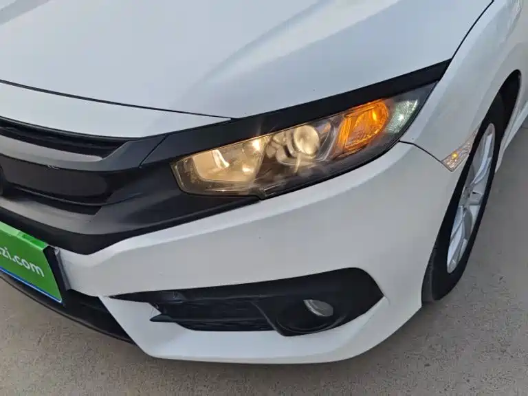 Honda Civic — фото 22