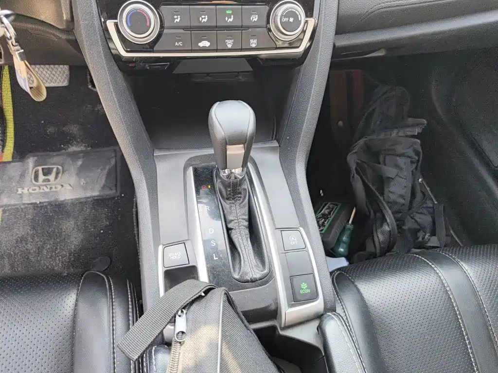 Honda Civic — фото 7