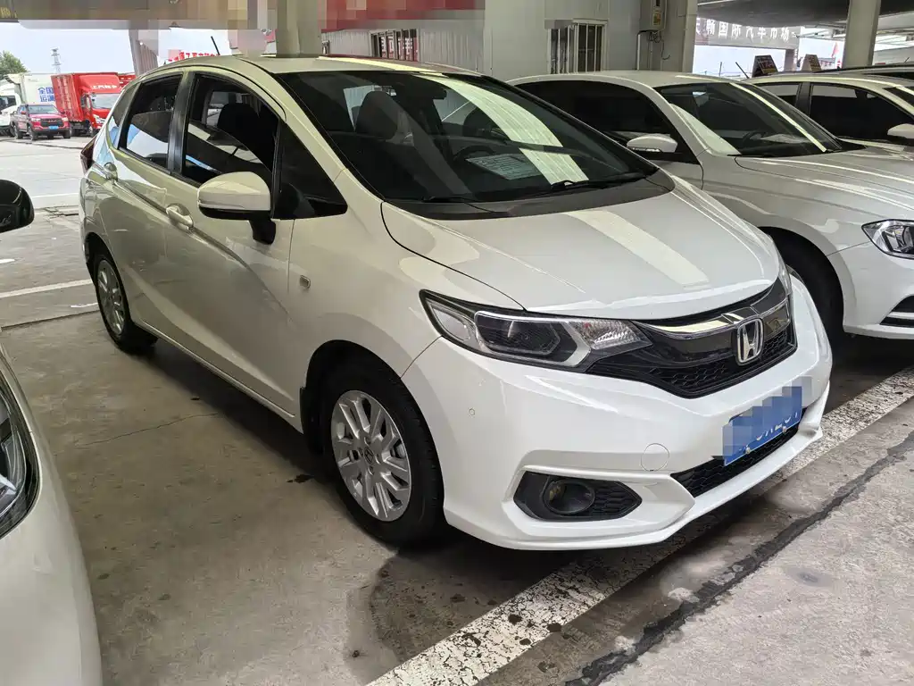 Honda Fit — фото 3