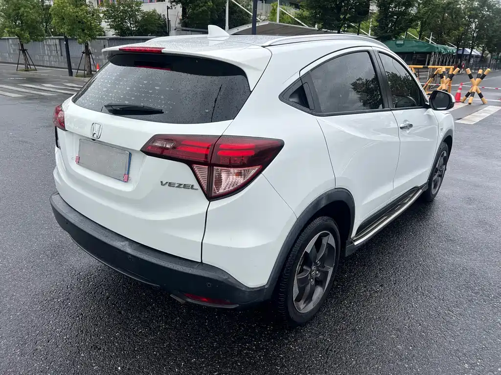 Honda Vezel — фото 6