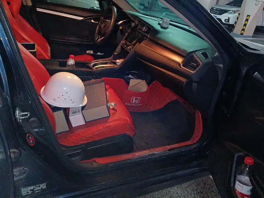 Honda Civic — фото 8