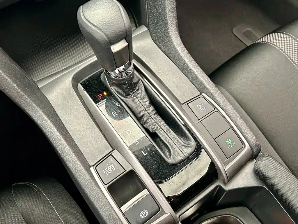 Honda Civic — фото 10