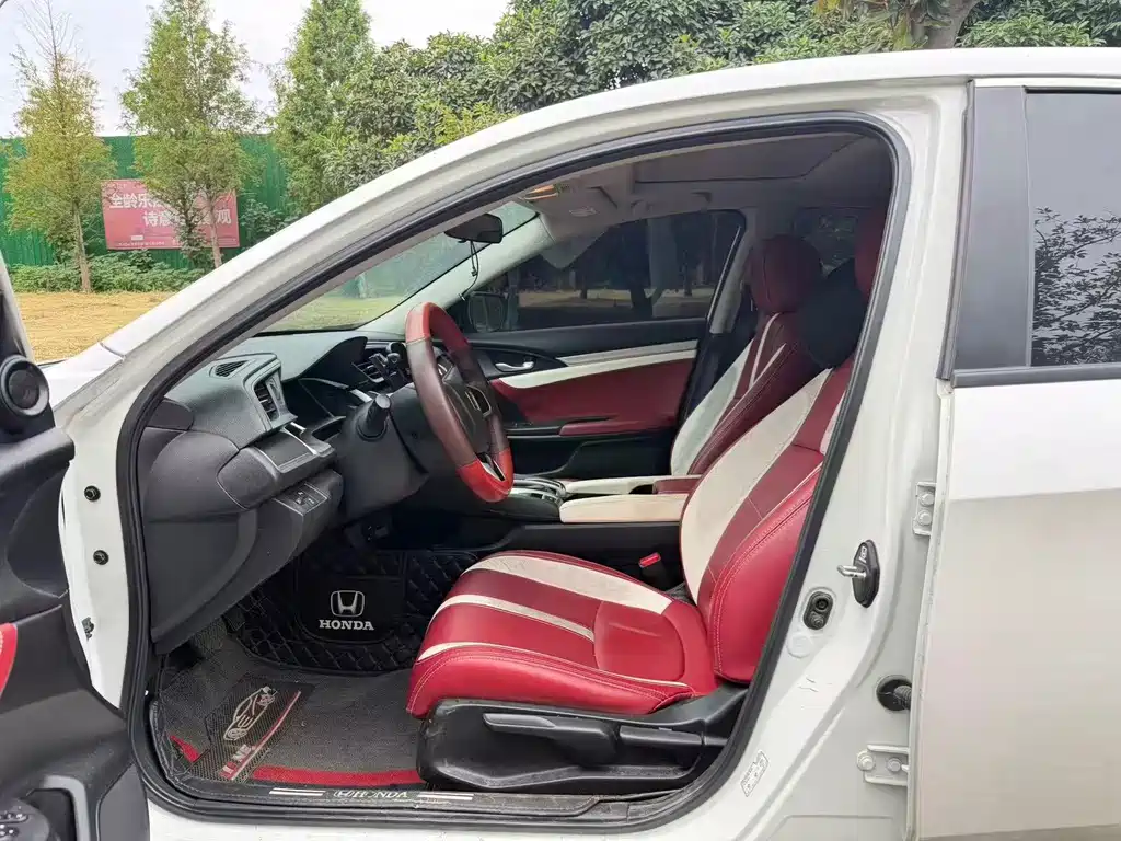 Honda Civic — фото 3