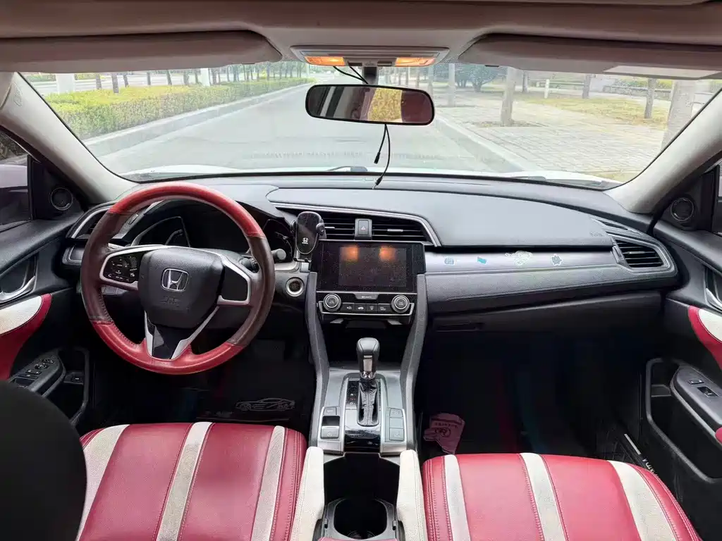 Honda Civic — фото 4