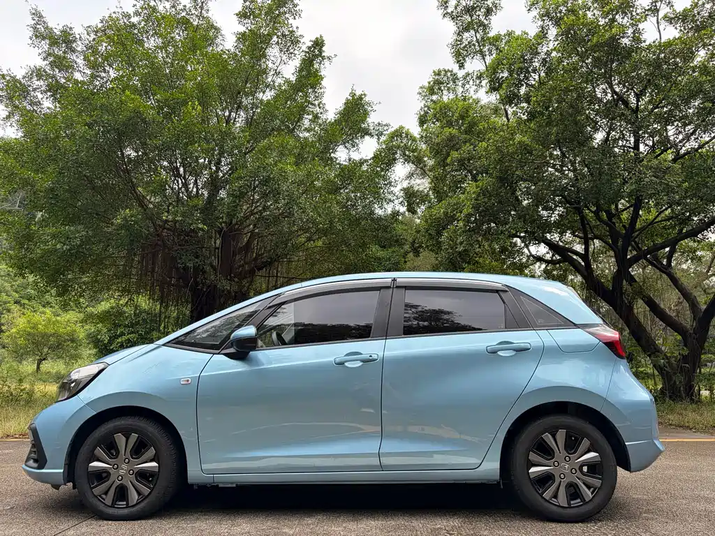 Honda Fit — фото 4