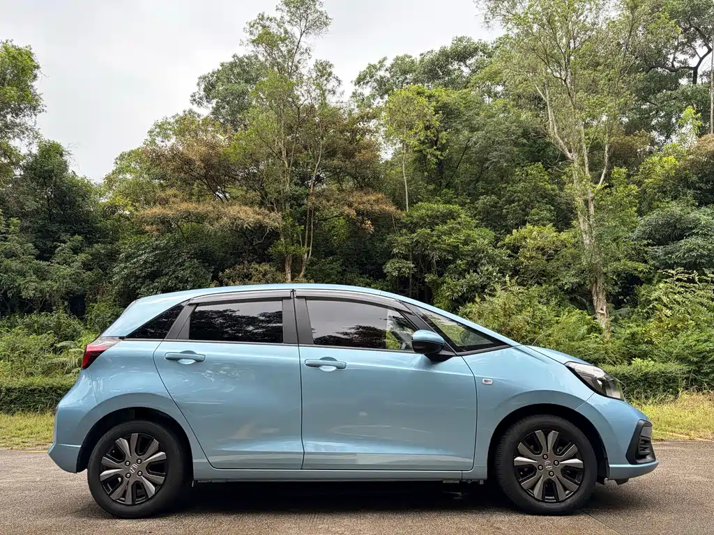 Honda Fit — фото 6