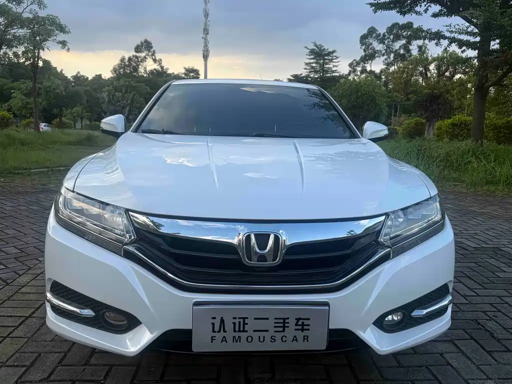 Honda Spirior — фото 2