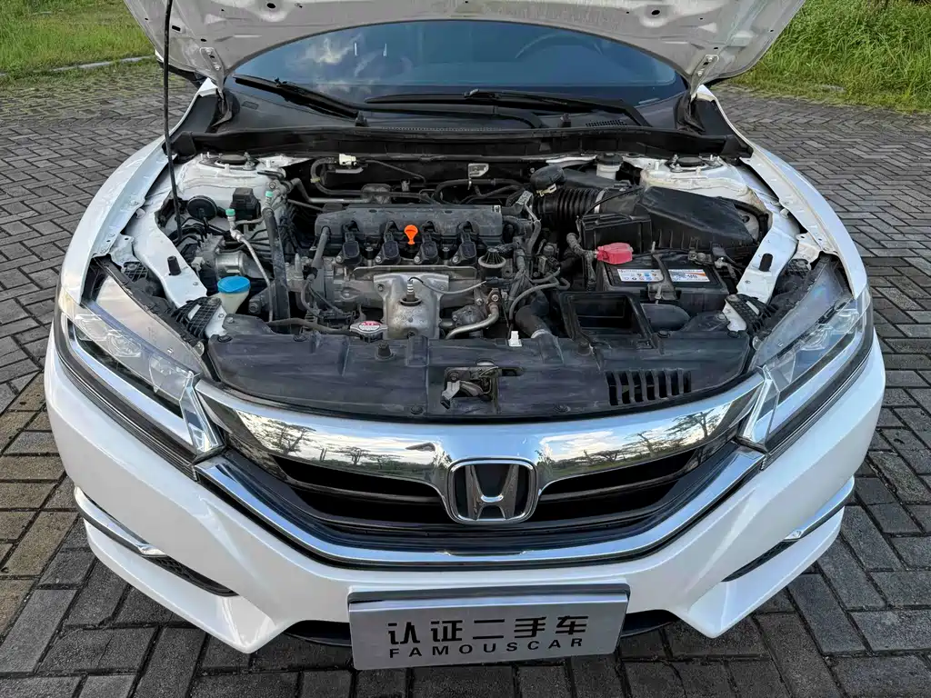 Honda Spirior — фото 17