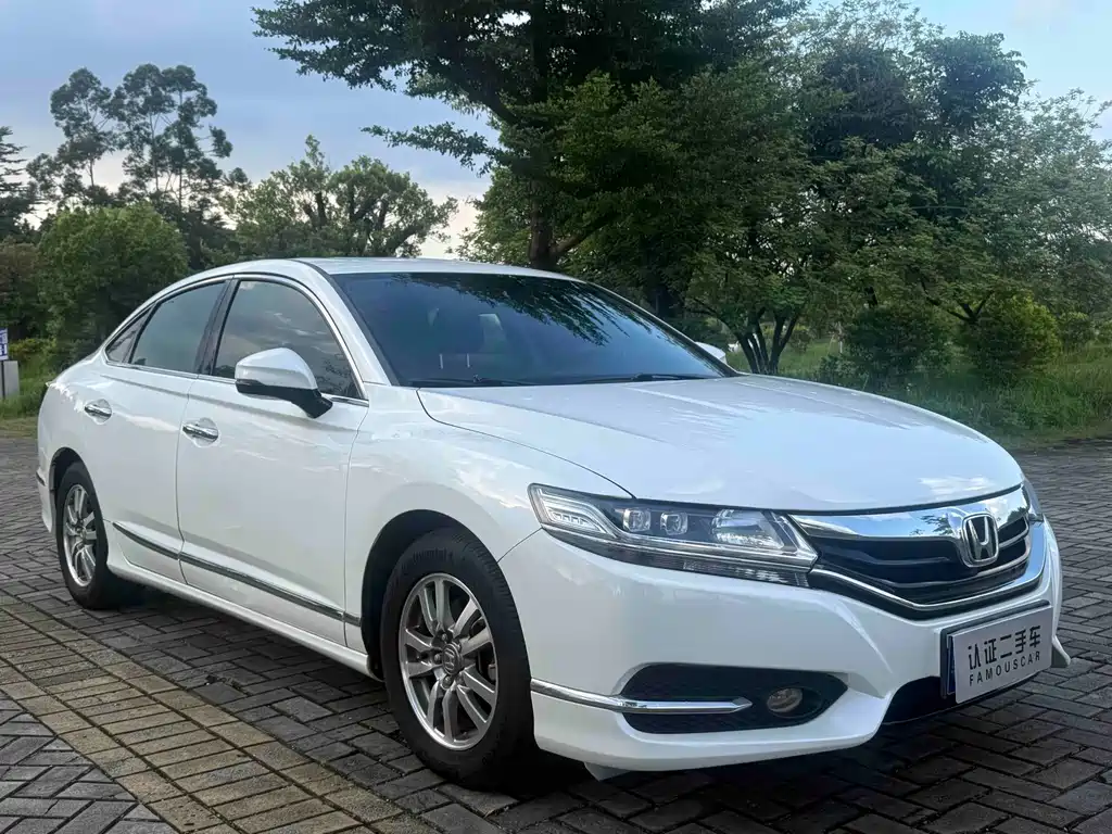 Honda Spirior — фото 3