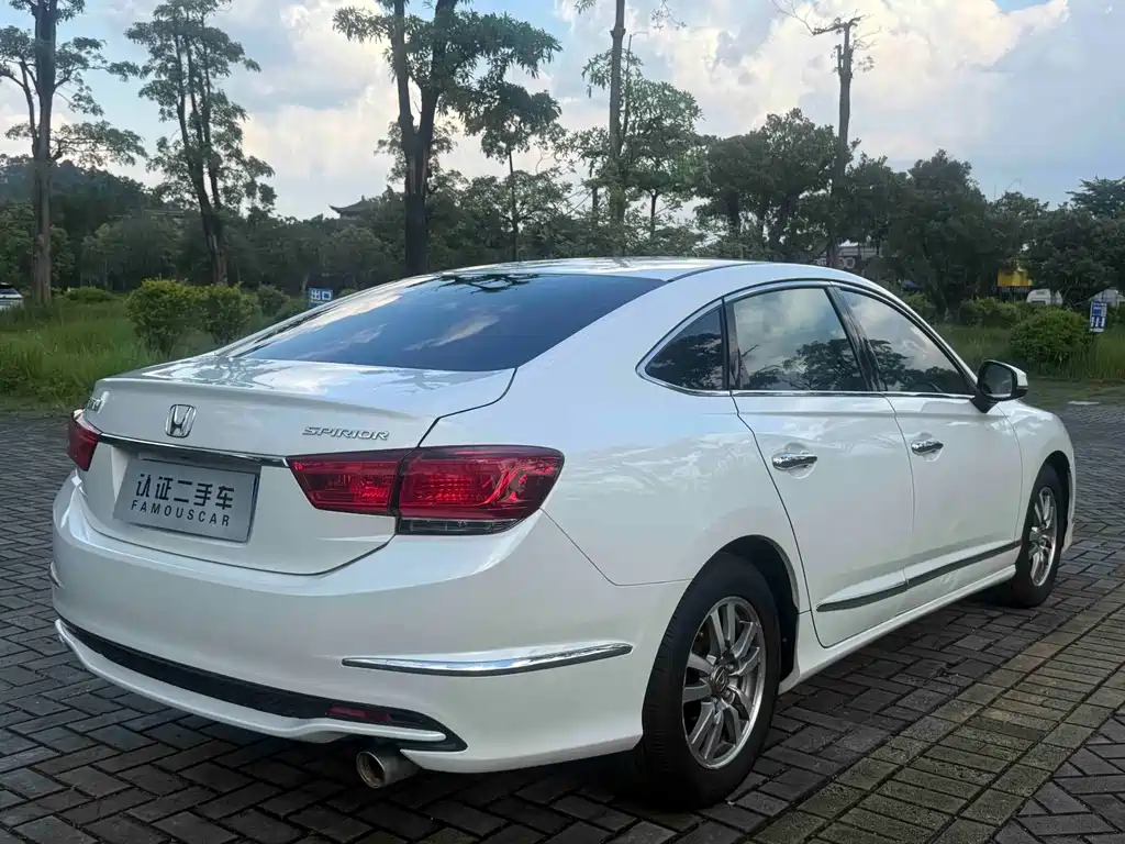 Honda Spirior — фото 22