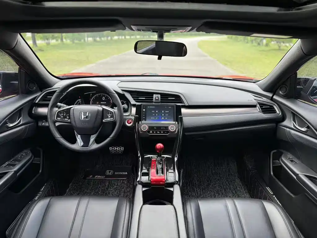 Honda Civic — фото 15