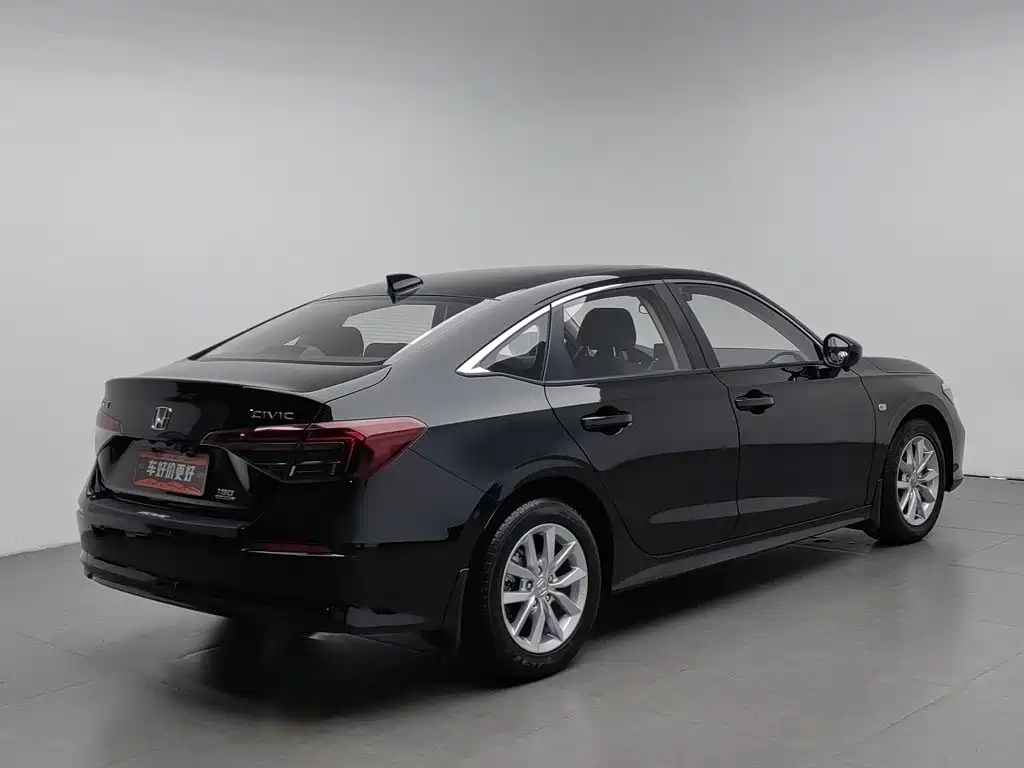 Honda Civic — фото 2