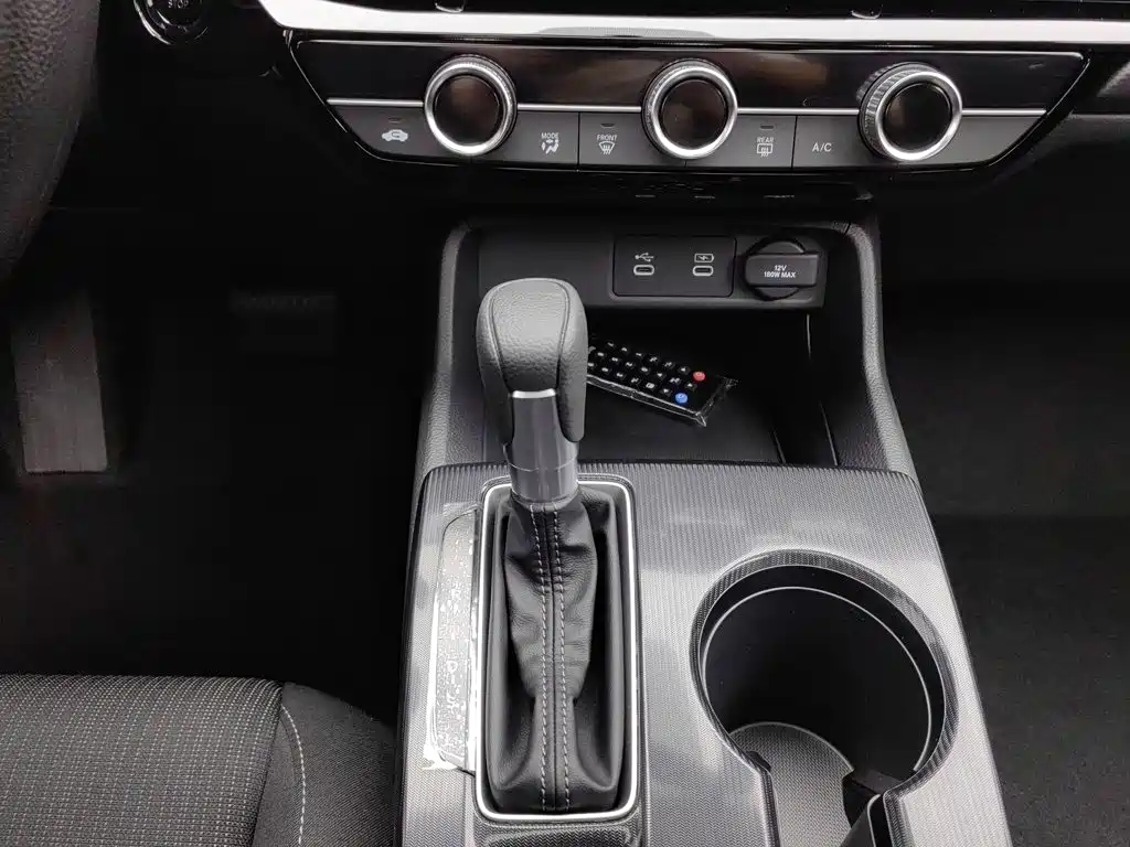 Honda Civic — фото 13