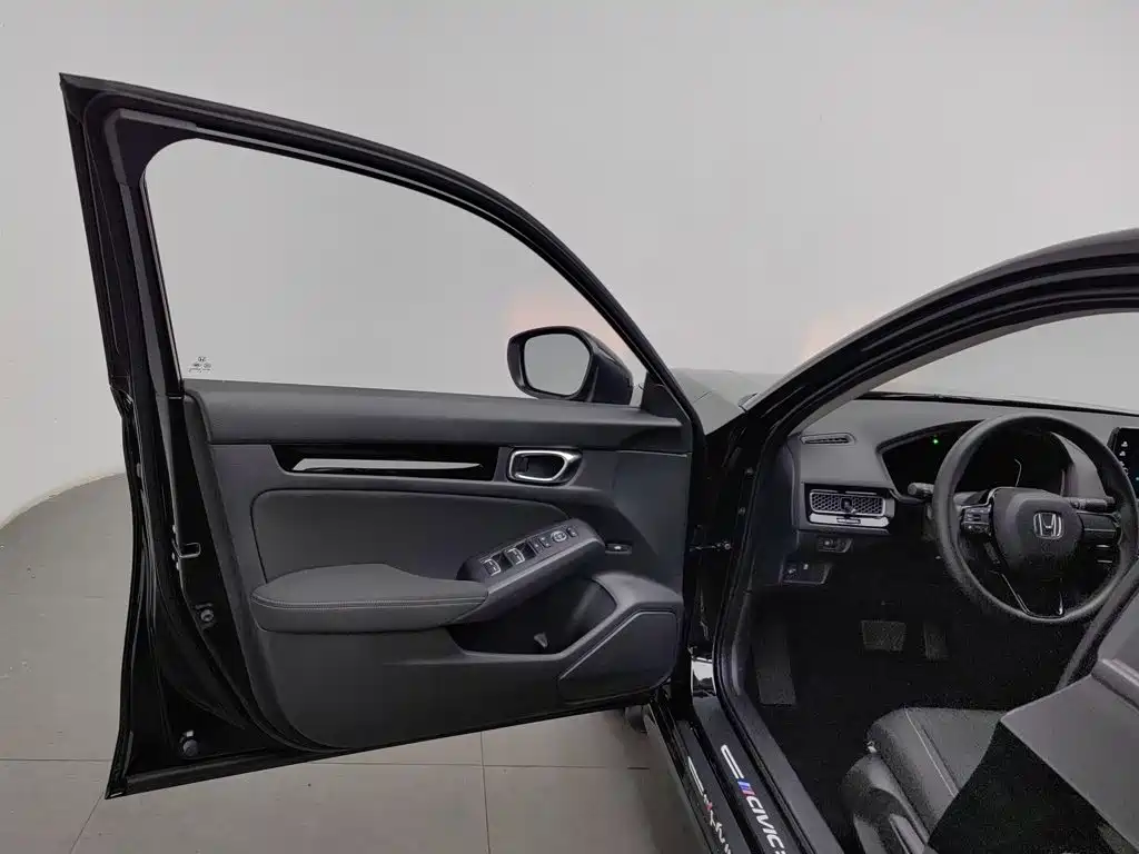 Honda Civic — фото 8