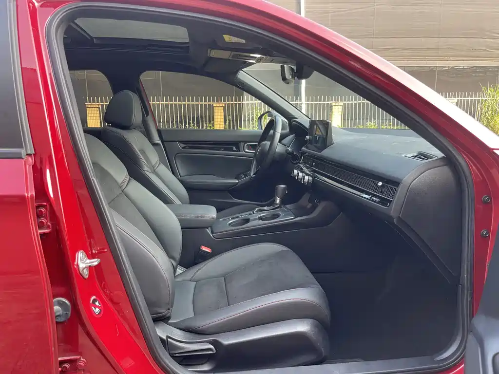 Honda Civic — фото 11