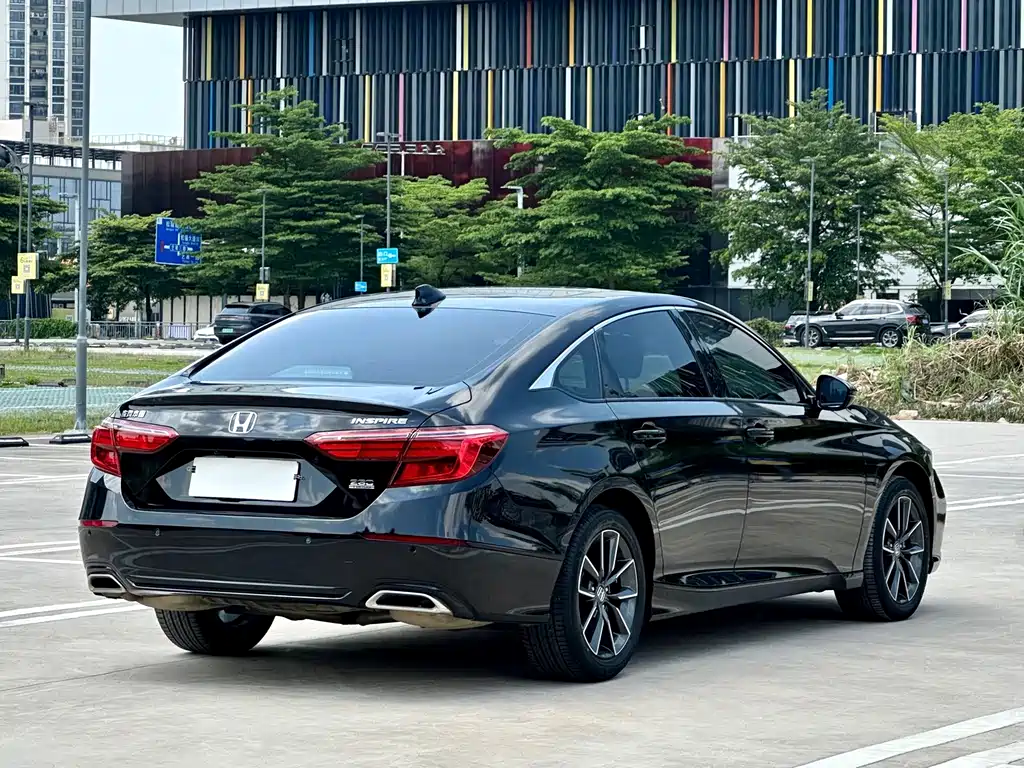 Honda Inspire — фото 4