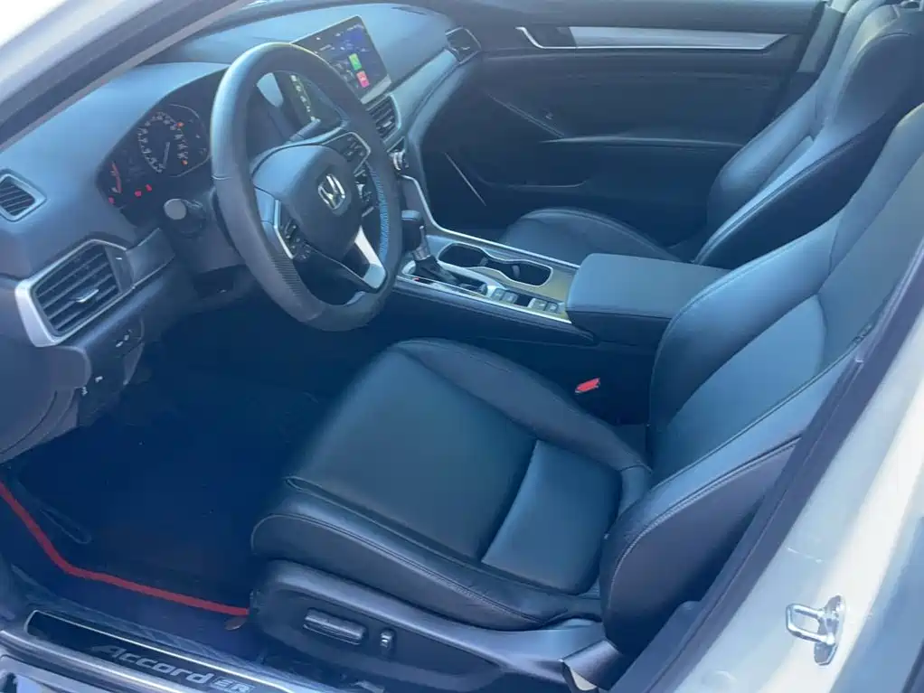 Honda Accord — фото 15