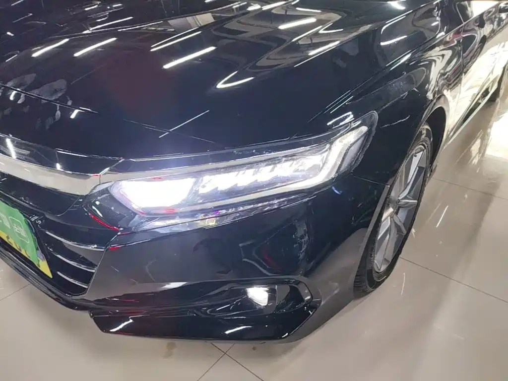Honda Accord — фото 24