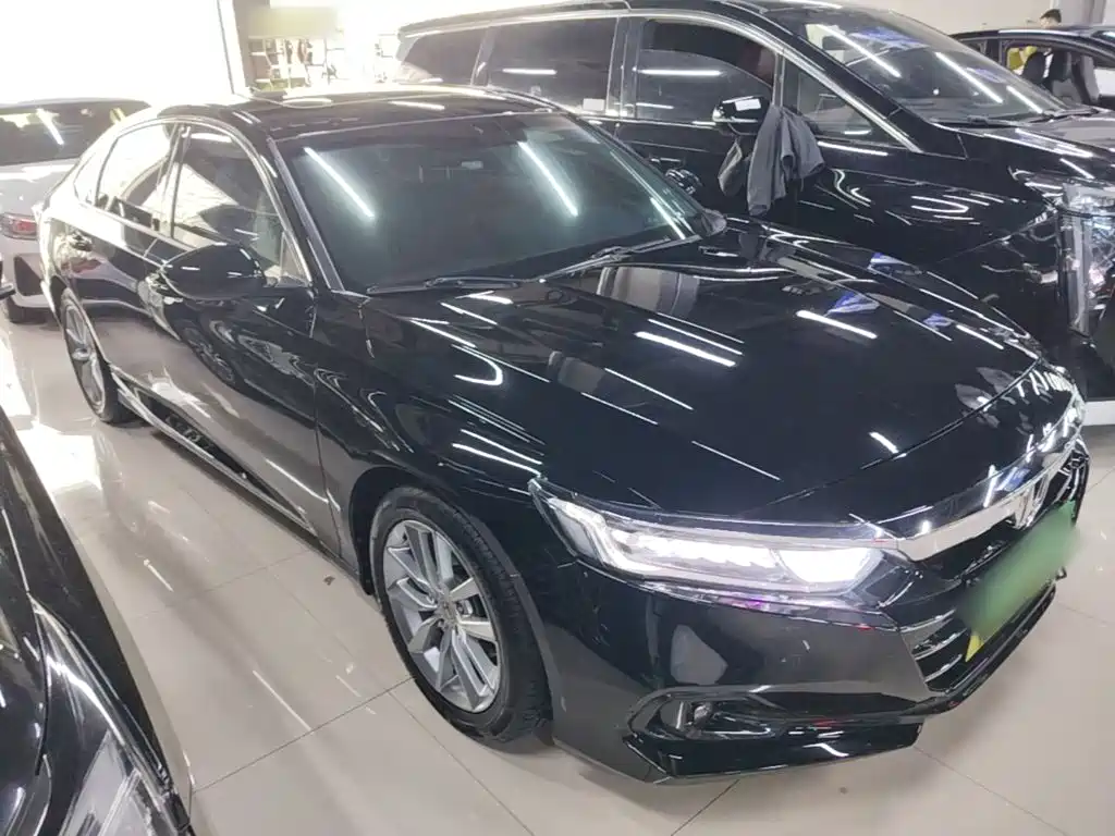Honda Accord — фото 4