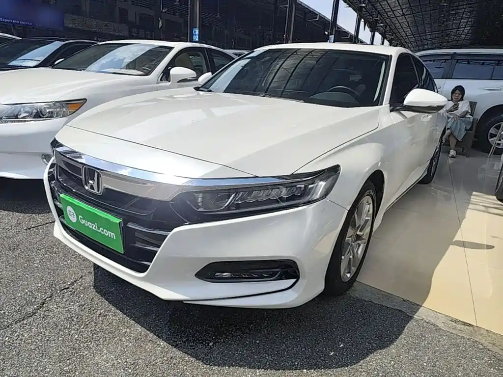 Honda Accord — фото 2