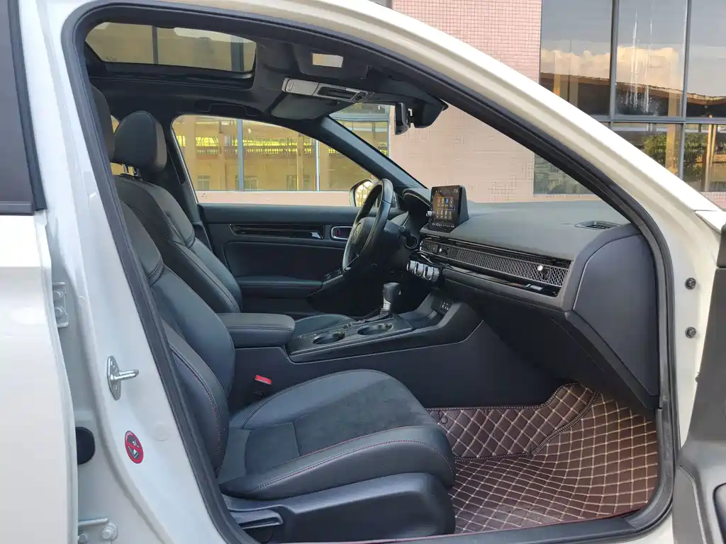 Honda Civic — фото 11