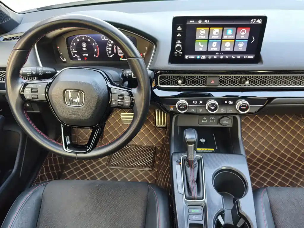 Honda Civic — фото 14