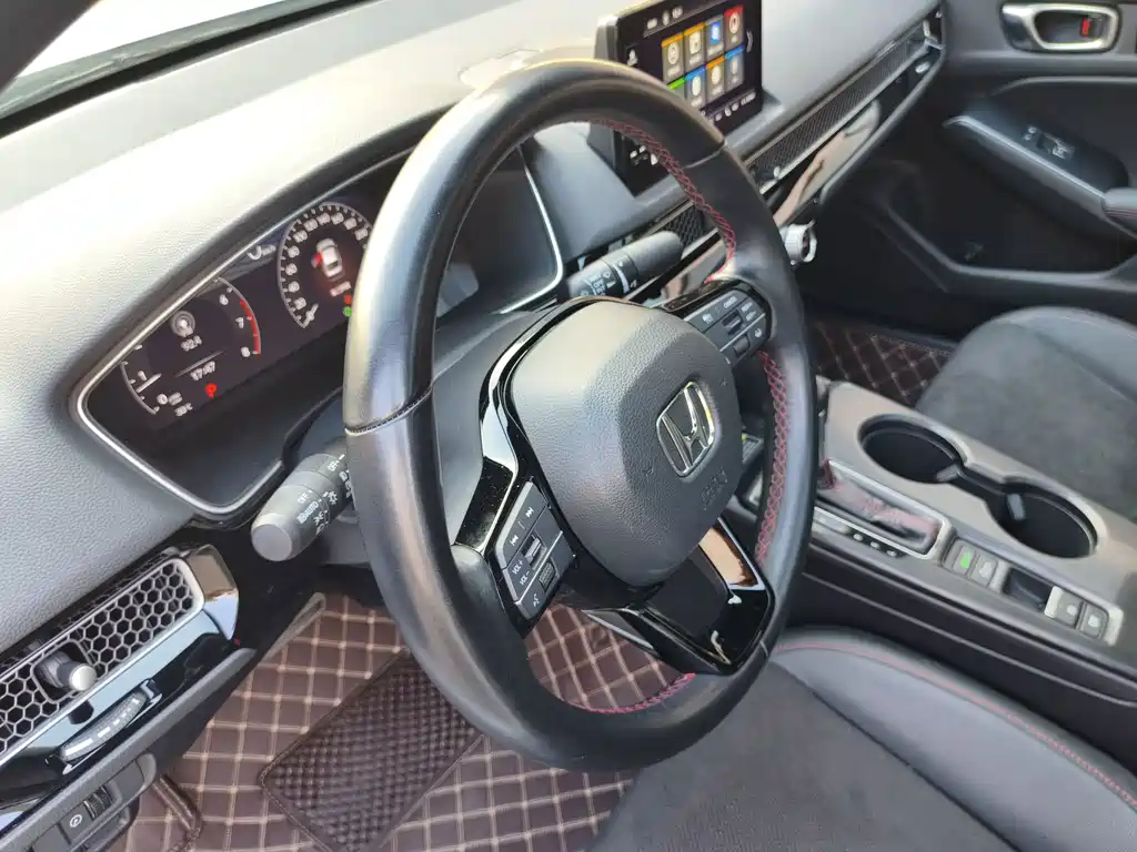Honda Civic — фото 15
