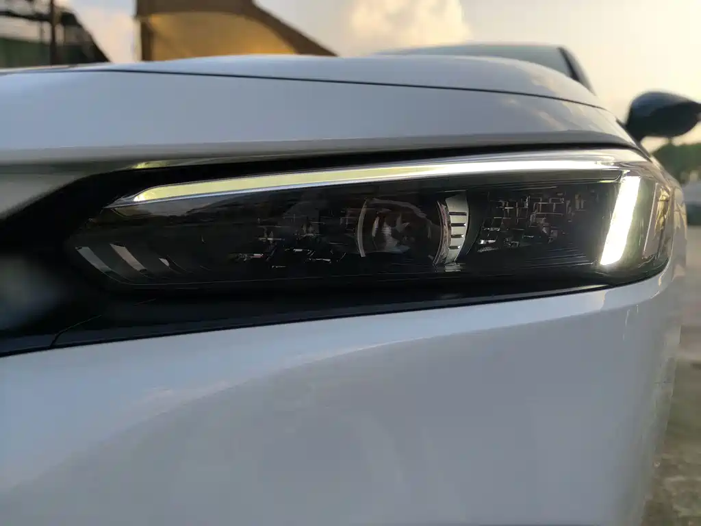 Honda Civic — фото 17