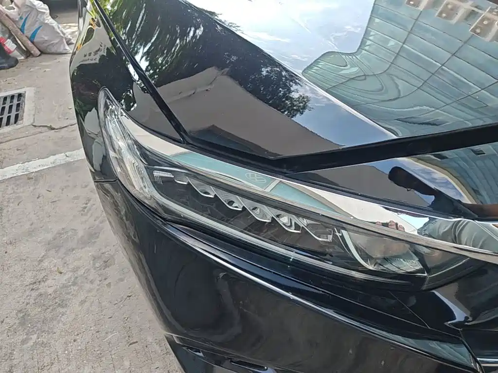 Honda Accord — фото 11