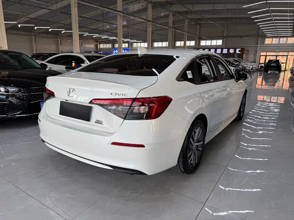 Honda Civic — фото 4