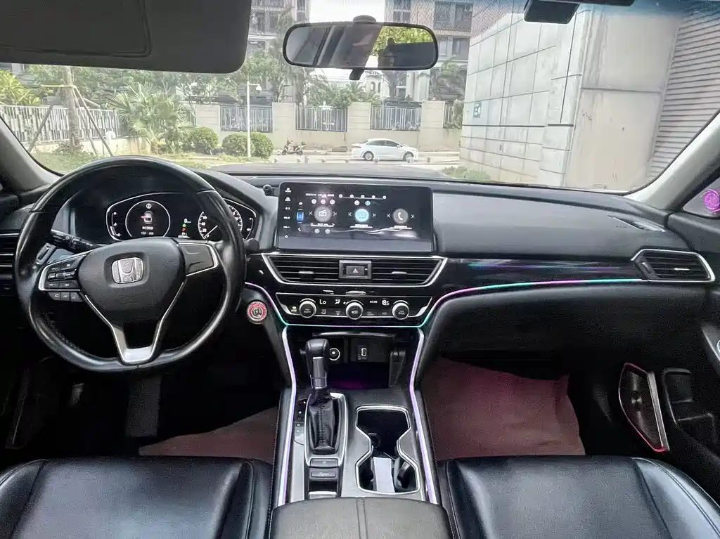 Honda Accord — фото 5
