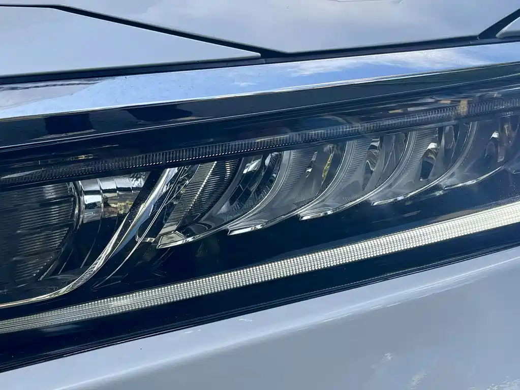 Honda Accord — фото 10