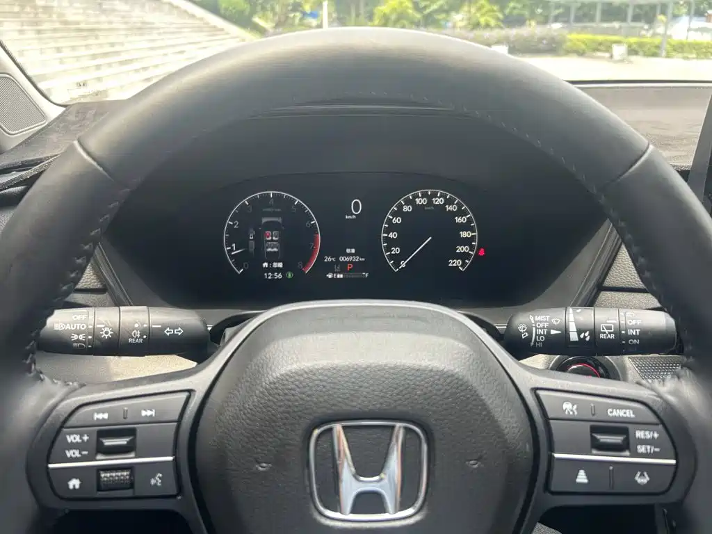 Honda CR-V — фото 11